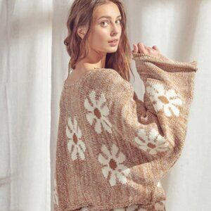 Women’s bell bottom sleeve cropped sweater